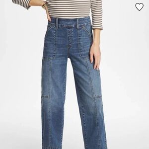 Chico's Utility Wide Pull-On Crop (size 3.5)